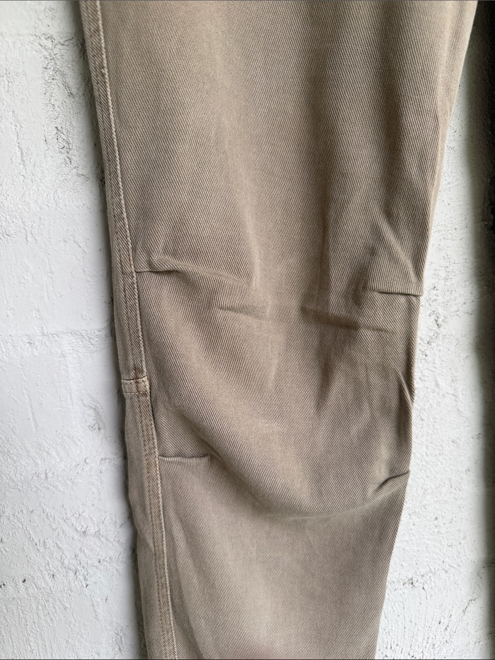 James Perse Soft Drape Utility Pant In  Driftwood Pigment Size 2  (US Medium) - Picture 5 of 14